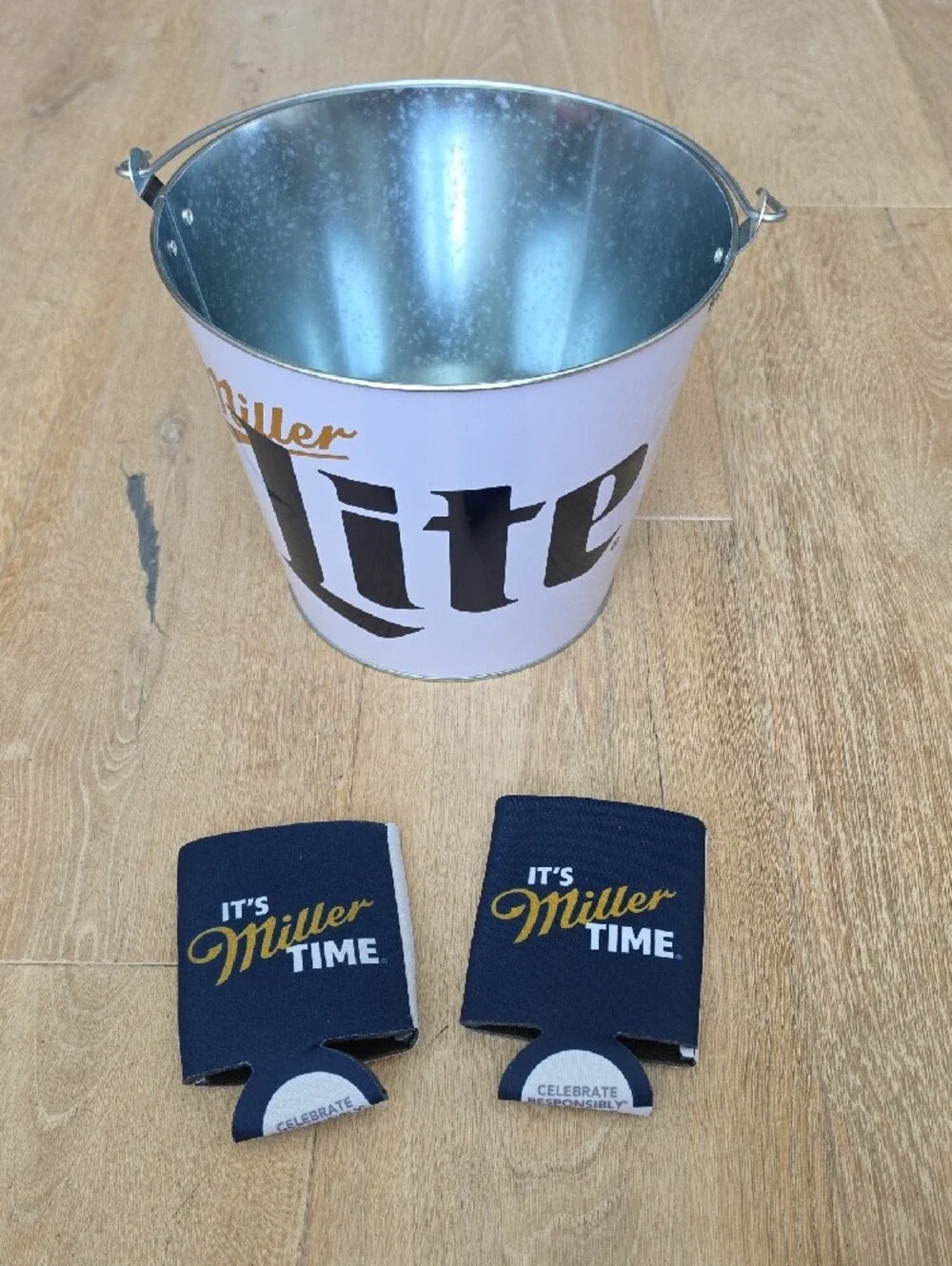 NWOT Miller Lite 'Cheers to 250 Years America' Metal Bucket with Two Koozies